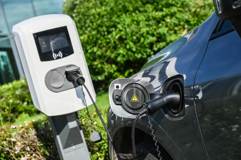 Installation borne de recharge électrique près de Auray